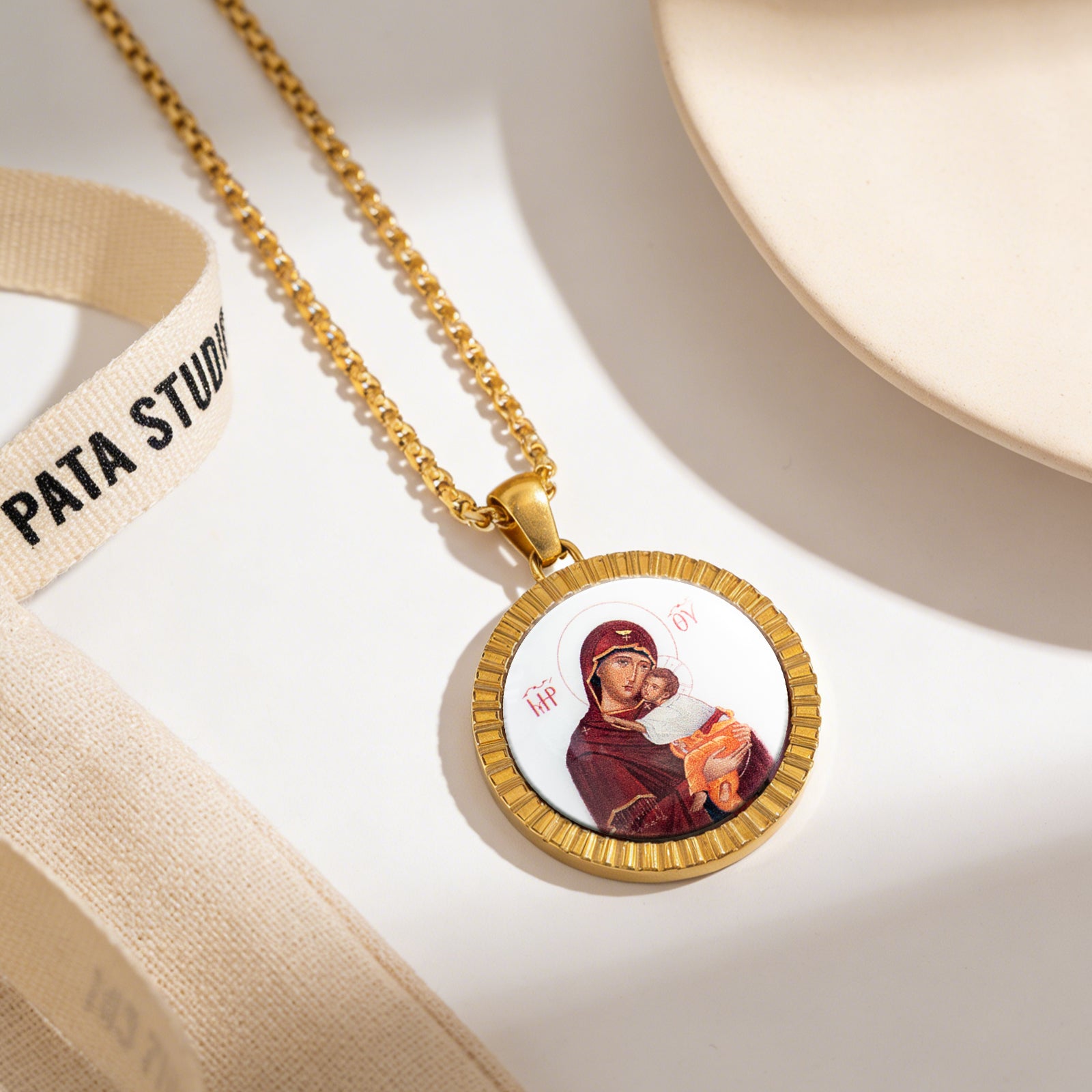 GIVELUCK 18k Plated Gold Pendant Necklace Enamel Our Lady of Vladimir Virgin Mary Miraculous Medal for Women and Men