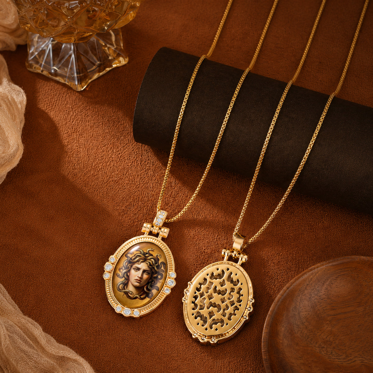 GIVELUCK Luxury 18K Gold Plated Medusa Pendant Necklace – Authentic Vitreous Fire Enamel Greek Mythology Medallion, Heritage Protection Amulet, Fine Cultural Iconography Gift for Her, Wife, Friends