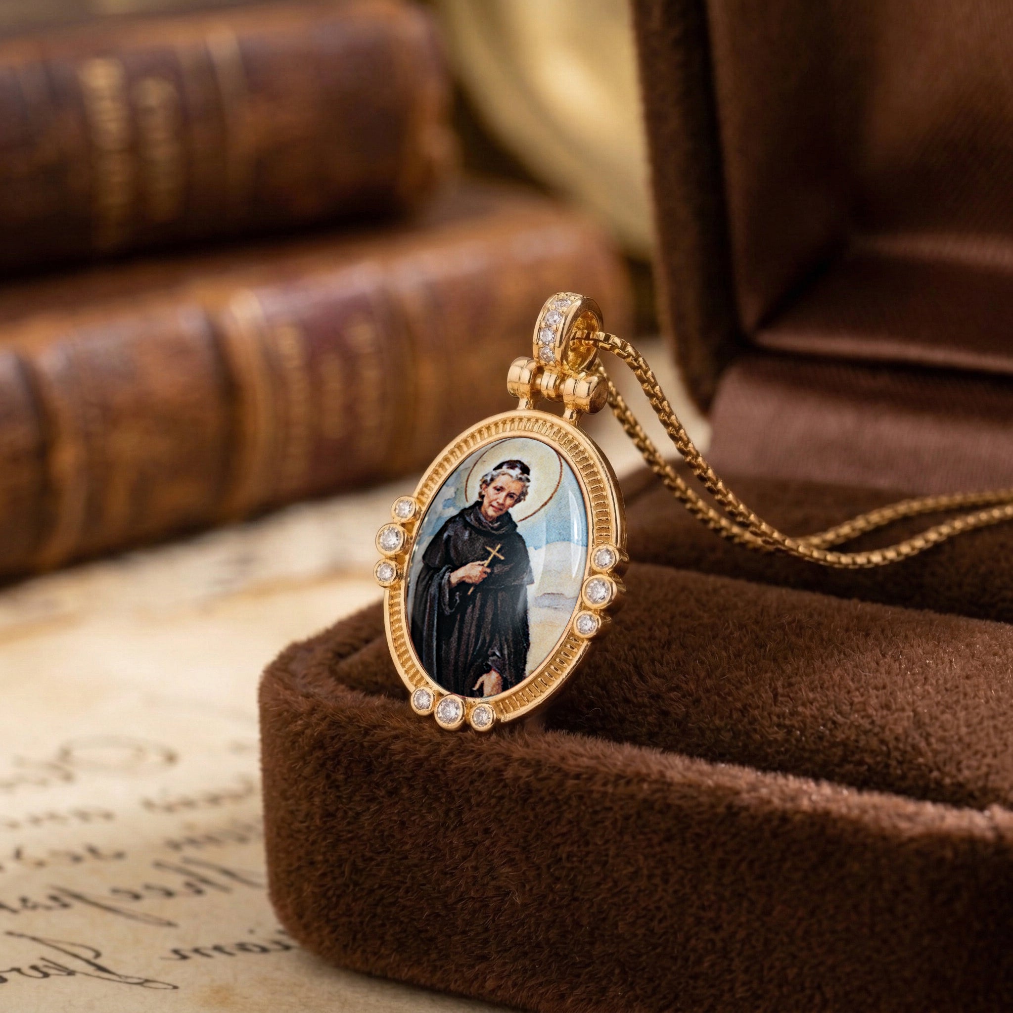 GIVELUCK 18k Plated Gold Pendant Necklace Enamel Eternal Halo Saint Peregrine Protection Necklace for Women and Men