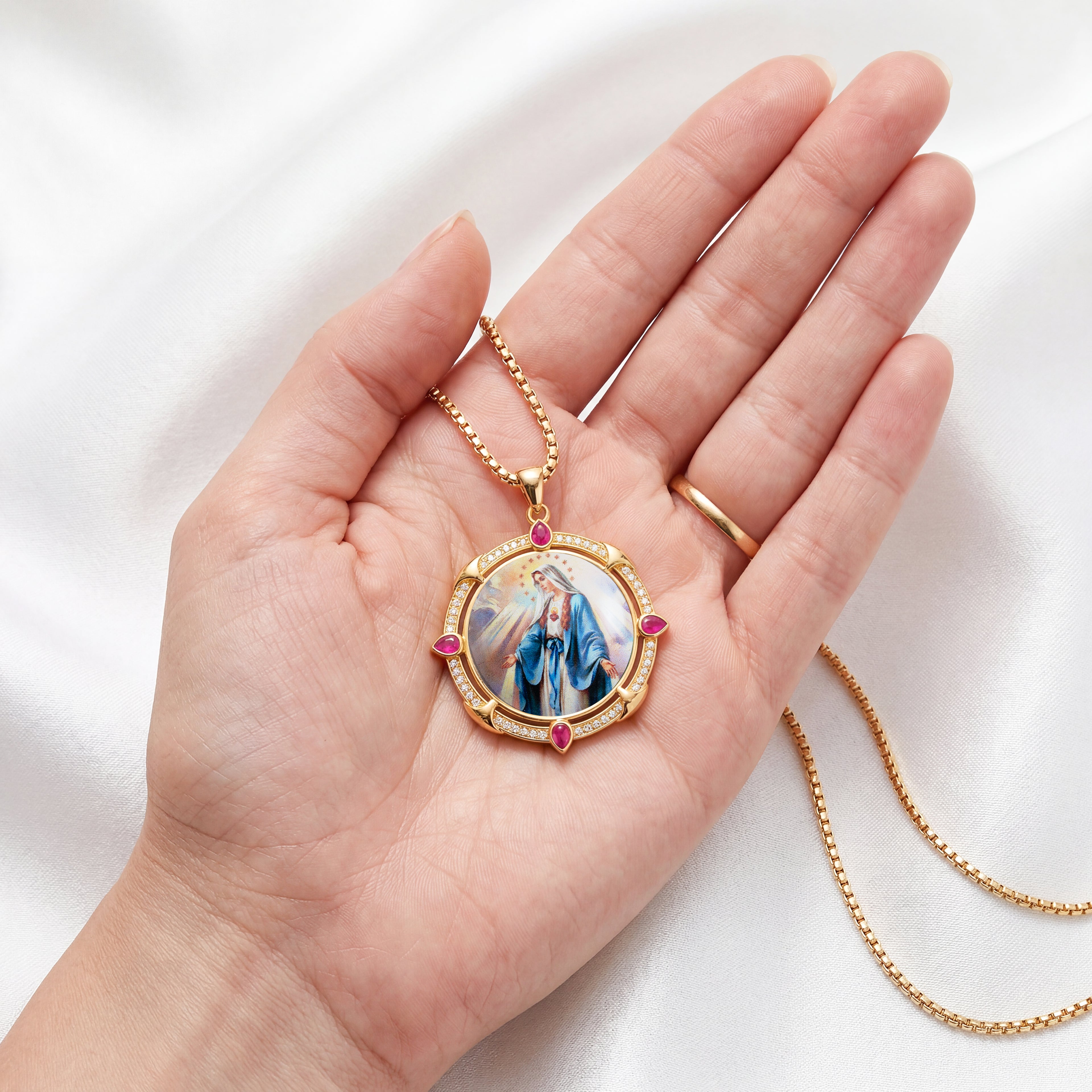 Virgin Mary Pendant,Miraculous Medal Necklace,Virgen de Guadalupe Necklace,304l Stainless Steel Virgin Mary Necklaces,Catholic Gifts