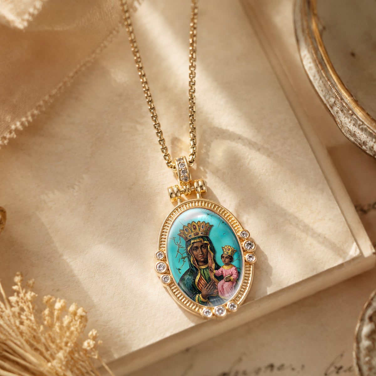 GIVELUCK Black Madonna Necklace for Men & Women, 18K Gold Plated Turquoise Black Madonna Pendant with Zircon, Catholic Protection Jewelry Gift