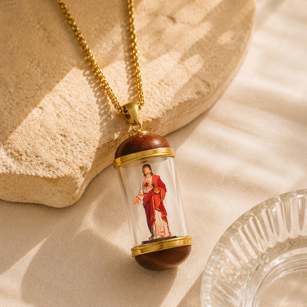 GIVELUCK 18K Gold Plated Saint Miniature Necklace, Jesus Devotional Medal, Hand‑Painted Sacred Art Faith Jewelry for Men and Women