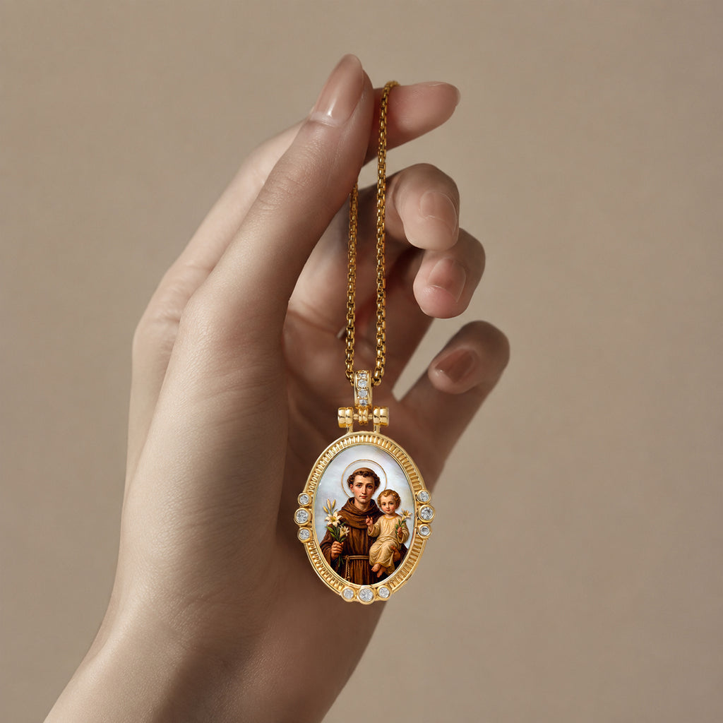 GIVELUCK St. Anthony of Padua Necklace for Men & Women, 18K Gold Plated Mother of Pearl St. Anthony of Padua Pendant with Zircon, Catholic Protection Jewelry Gift