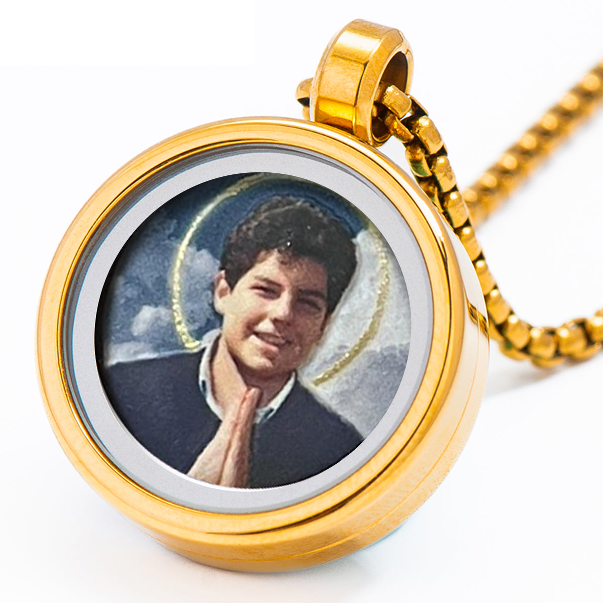 GIVELUCK 18k Plated Gold Catholic Saint Carlo Acutis Devotional Medal Pendant Necklace with Cameo Embossing