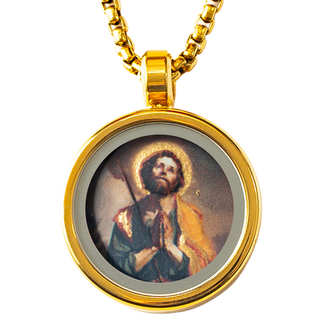 GIVELUCK 18k Plated Gold Pendant Necklace Cameo Embossing Catholic Medal Saint James Devotional Protection Medal for Men and Women