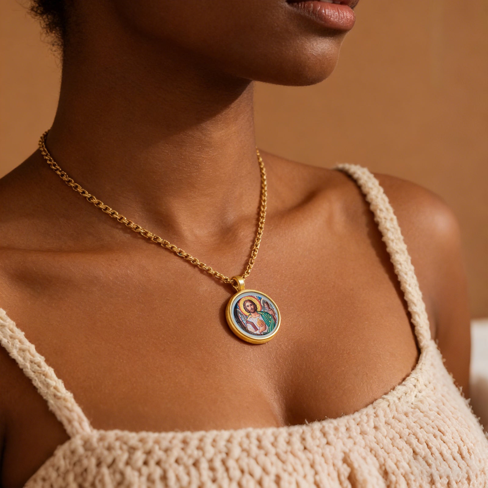 GIVELUCK 18k Plated Gold Pendant Necklace Cameo Embossing Catholic Medal Saint Jude Thaddaeus Devotional Protection Medal for Men and Women