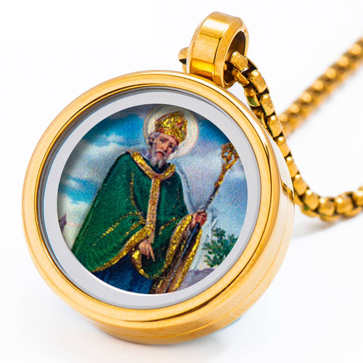 GIVELUCK 18k Plated Gold Pendant Necklace Cameo Embossing Saint Patrick Devotional Medal for Men and Women